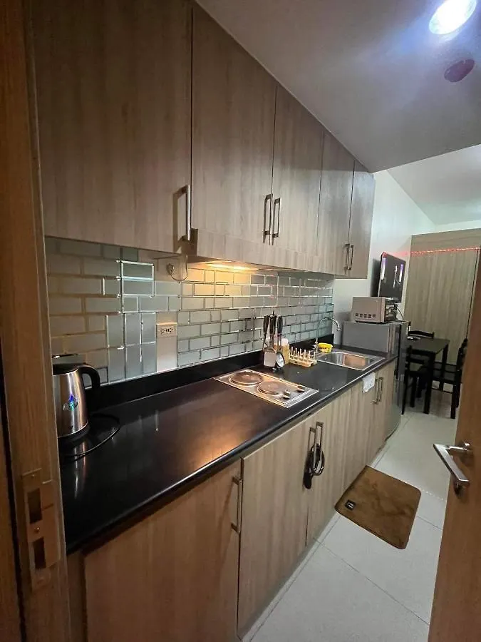4Brothers Staycation By Jessika Paranaque City Guest house